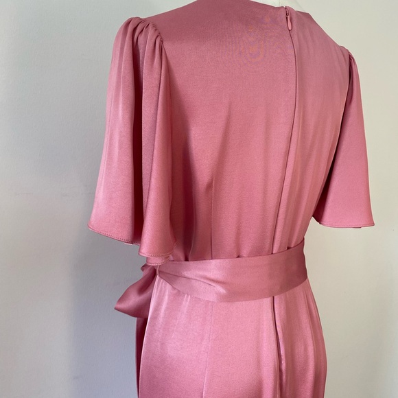 Ever New Flutter Sleeve Midi Dress - Picture 8 of 9